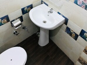 Bathroom - Laj Villa (Fazilka)