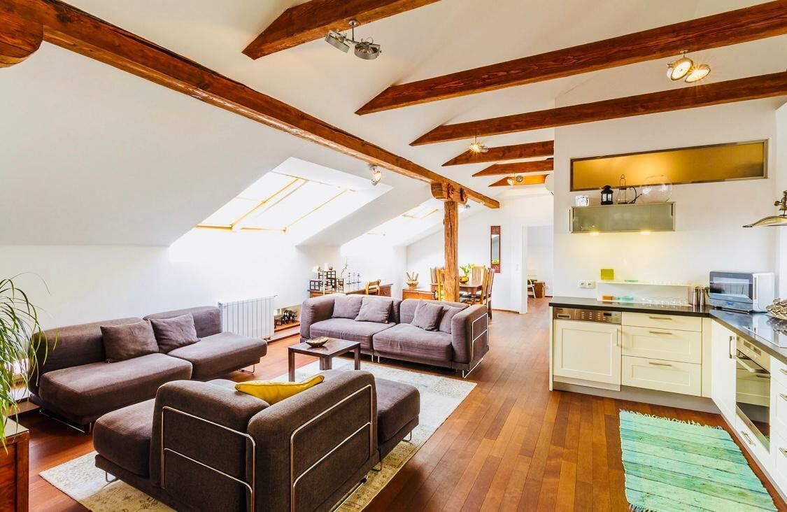 Televisión y reproductor de DVD 