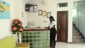 Reception - Summit Inn (Sekondi-Takoradi)