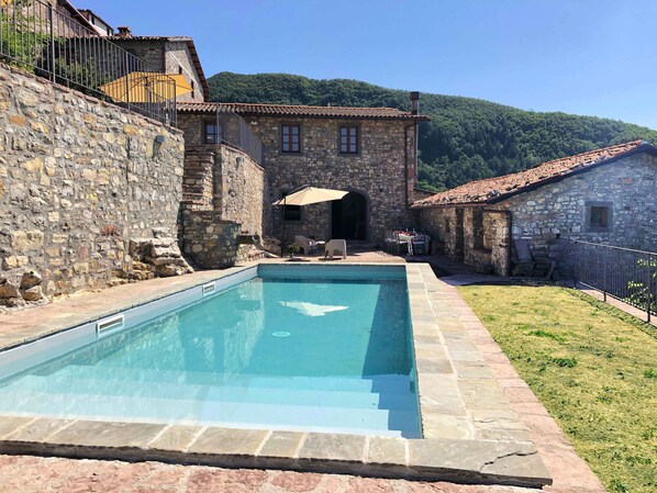 Piscina all'aperto