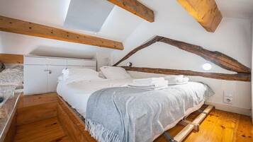 1 chambre, fer et planche Ă repasser, Wi-Fi gratuit, draps fournis