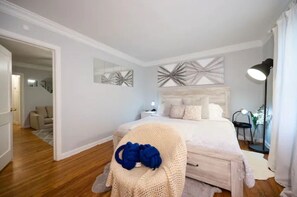 3 chambres, fer et planche à repasser, Wi-Fi gratuit, draps fournis