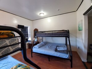 4 chambres, bureau, fer et planche à repasser, Wi-Fi gratuit