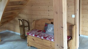 المنشأة من الداخل