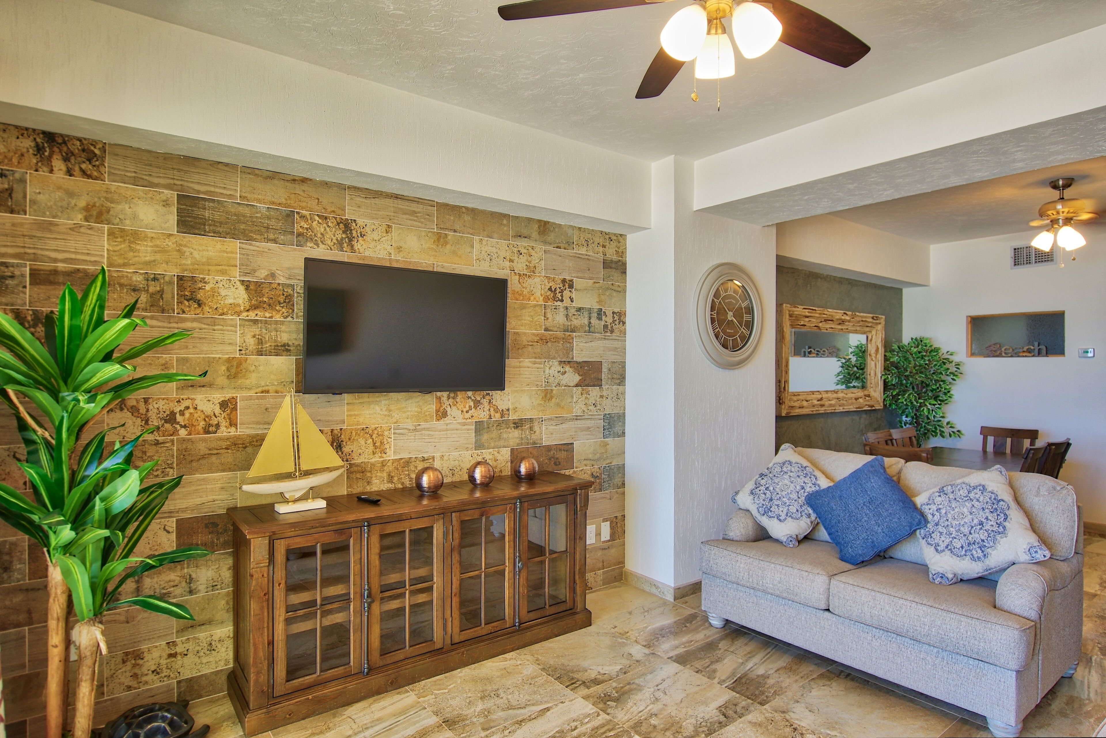 Oceanfront Beach View Luxury Condo