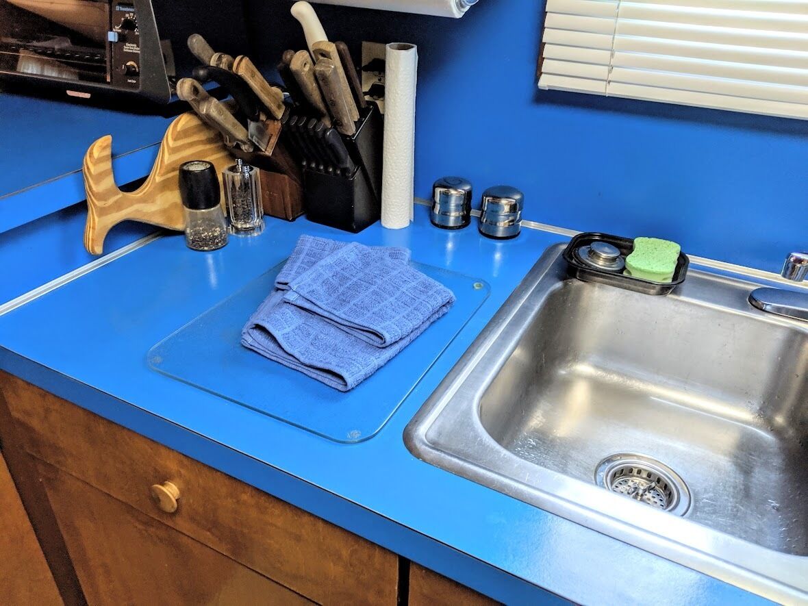 Rhele's Roost at Lake Michigan and Silver Lake Dunes - Free  Wi-Fi 