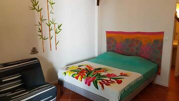 1 chambre, accès au Wi-Fi (inclus), literie fournie