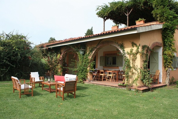 Ferienwohnung Oleandro - Veranda und Garten, für Relax und zum spielen