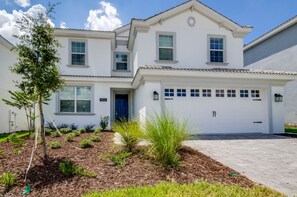 Exterior - Luxury Contemporary Style Villa on Champions Gate Resort, Orlando Villa 2859 (Davenport)