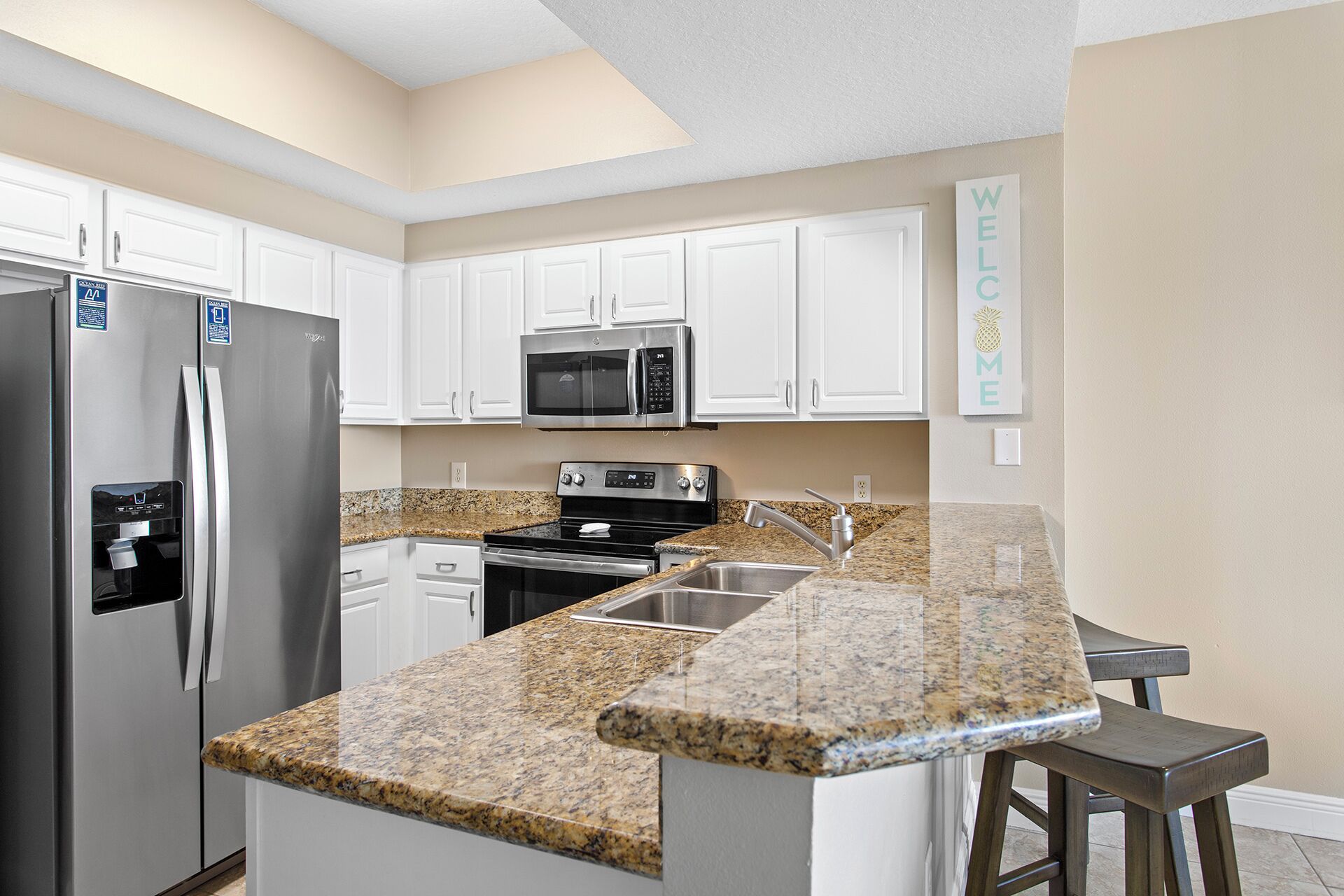 Ariel Dunes I 2208 - Gulf View, Heated Community Pool, Exercise Room, Laundry!