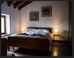 Traditionell lägenhet | 3 sovrum, gratis wi-fi och sängkläder