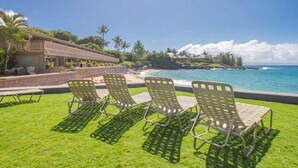 Outdoor pool - Kahana Sunset E7 (Lahaina)