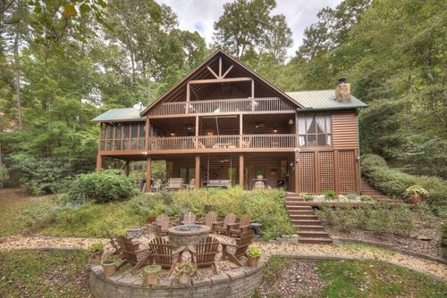 Fade Away on Fightingtown | Hot Tub | Creekside | Pool Table