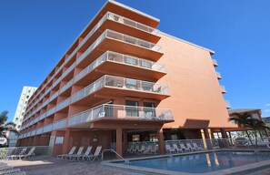 Exterior - Chateaux 205 (Indian Shores)