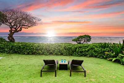 30% Discount for 30 Day Stays!  2 Bed Cottage On Beach/Bike Path. TVNC #4288