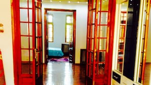 Unclassified image, 2 of 3, button - Faryna Apartment (Bucharest)