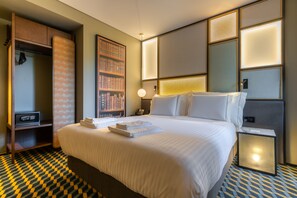 Minibar, safe på rommet, individuelt dekorert og individuelt innredet