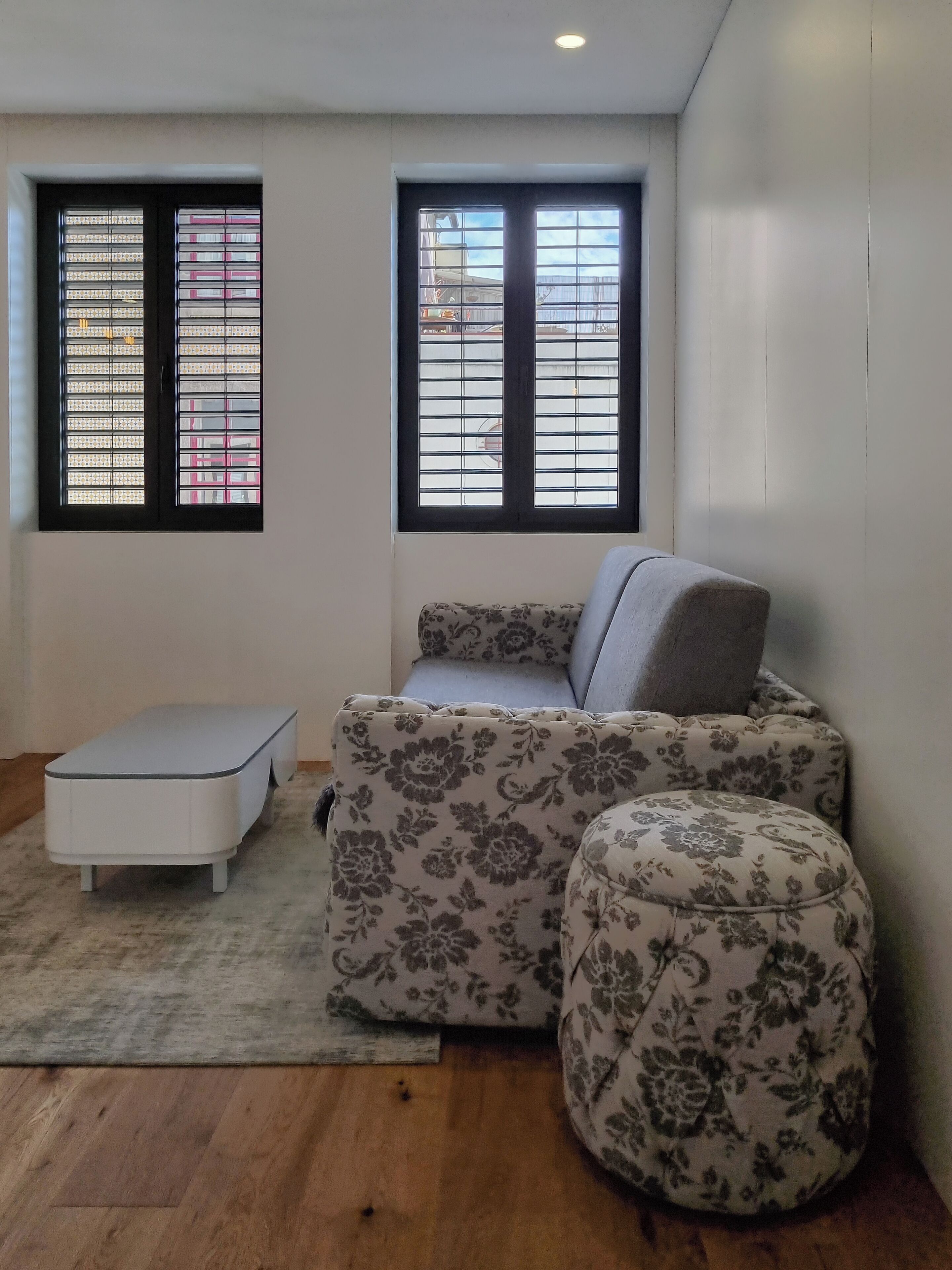 superior apartment | living area | flat-screen tv