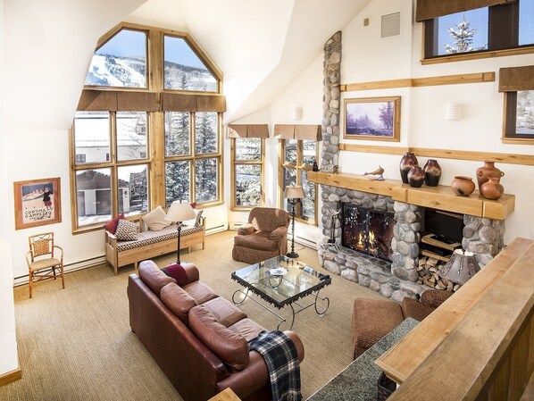 Televisión de pantalla plana, estéreo