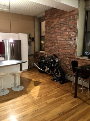 Interior - Gorgeous loft Downtown Denver next to Coors Field (Denver)