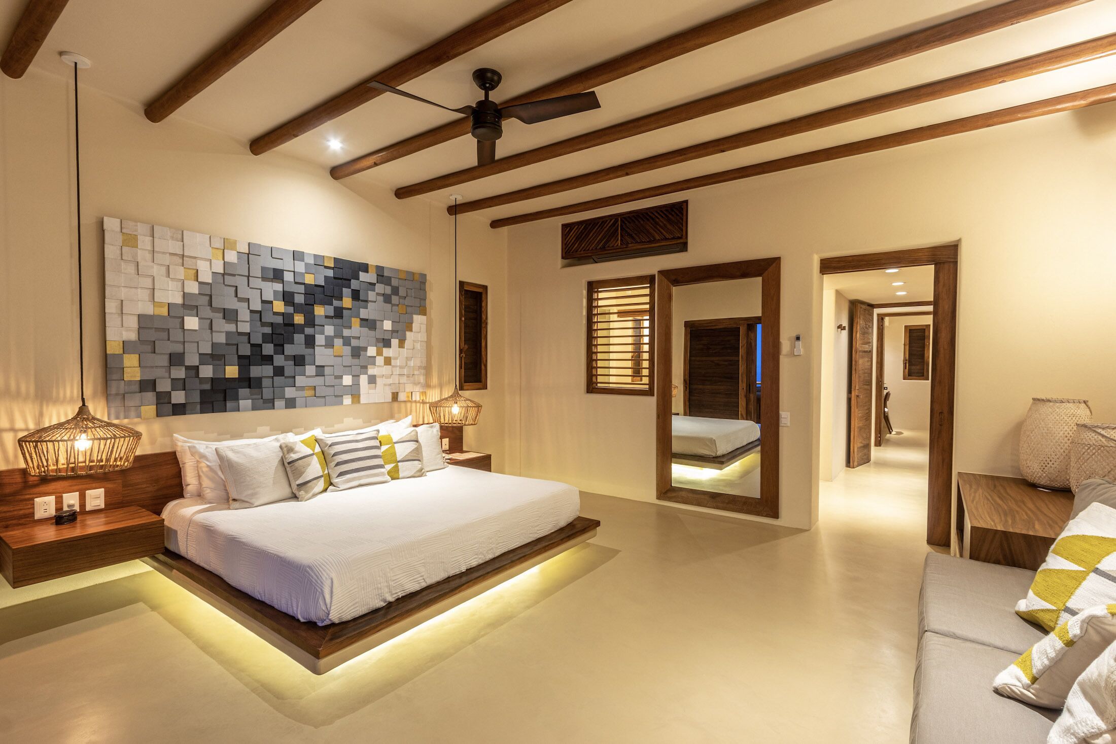 Oceanfront Luxury Property in Elite Development