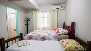 Unclassified image, 2 of 11, button - Hotel Planas (Itajai)
