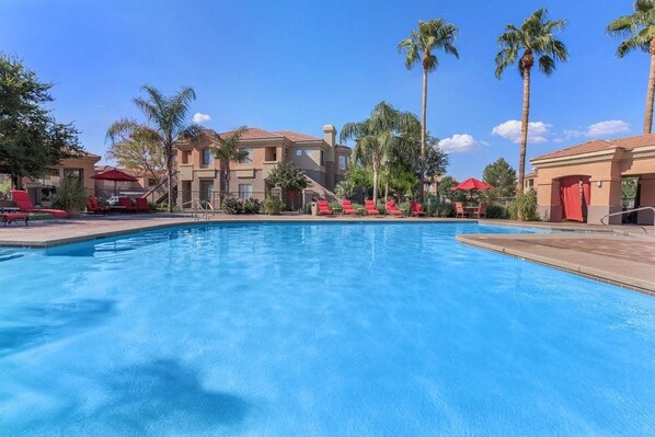 Outdoor pool, a heated pool