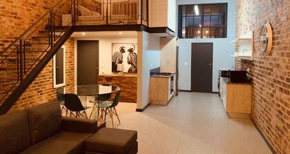 Exchange Loft apartment- Braamfontein
