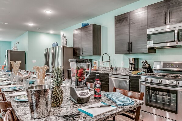 House, Multiple Beds, Private Pool, Ocean View | Private kitchen | Fridge, microwave, oven, stovetop