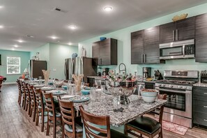 Private kitchen - Together Resorts 3rd Ave Resort B (North Myrtle Beach)