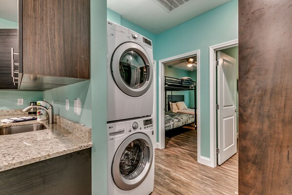 House, Multiple Beds, Patio, Beach View | Laundry