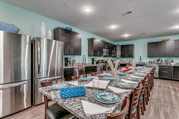 Ferienhaus, Mehrere Betten, eigener Pool, Meerblick | Eigene Küche | Großer Kühlschrank, Mikrowelle, Ofen, Herdplatte