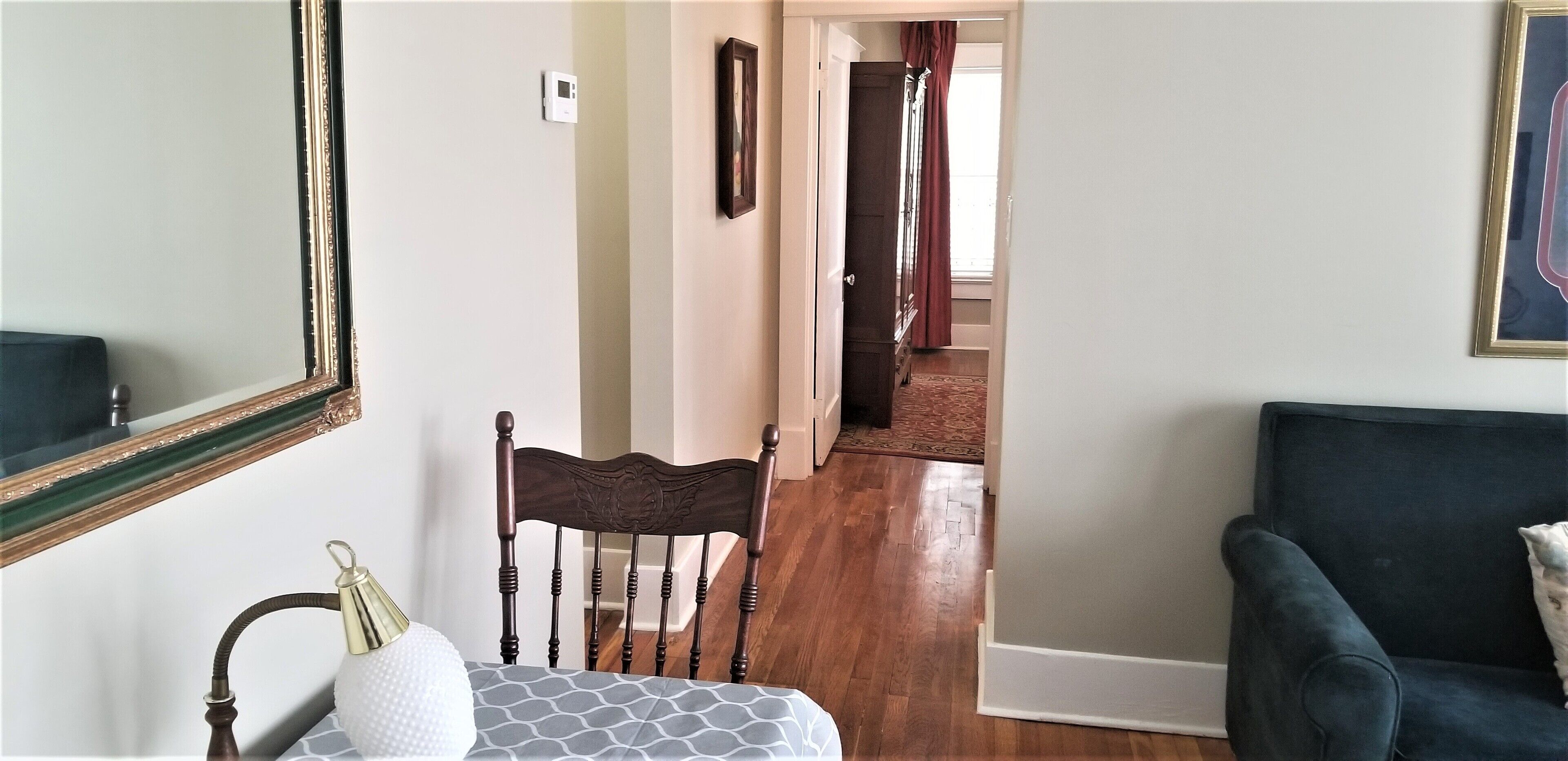 Dlx King 1 Bd, Huge Balcony, Washer & Dryer 