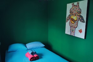 Classic Double Room (Solarte) - Twin Fin Hostels (Bocas del Toro)