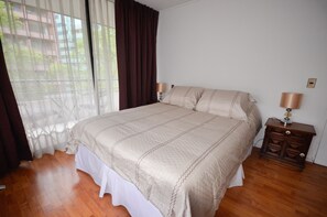 1 sovrum, strykjärn/strykbräda, wi-fi och sängkläder