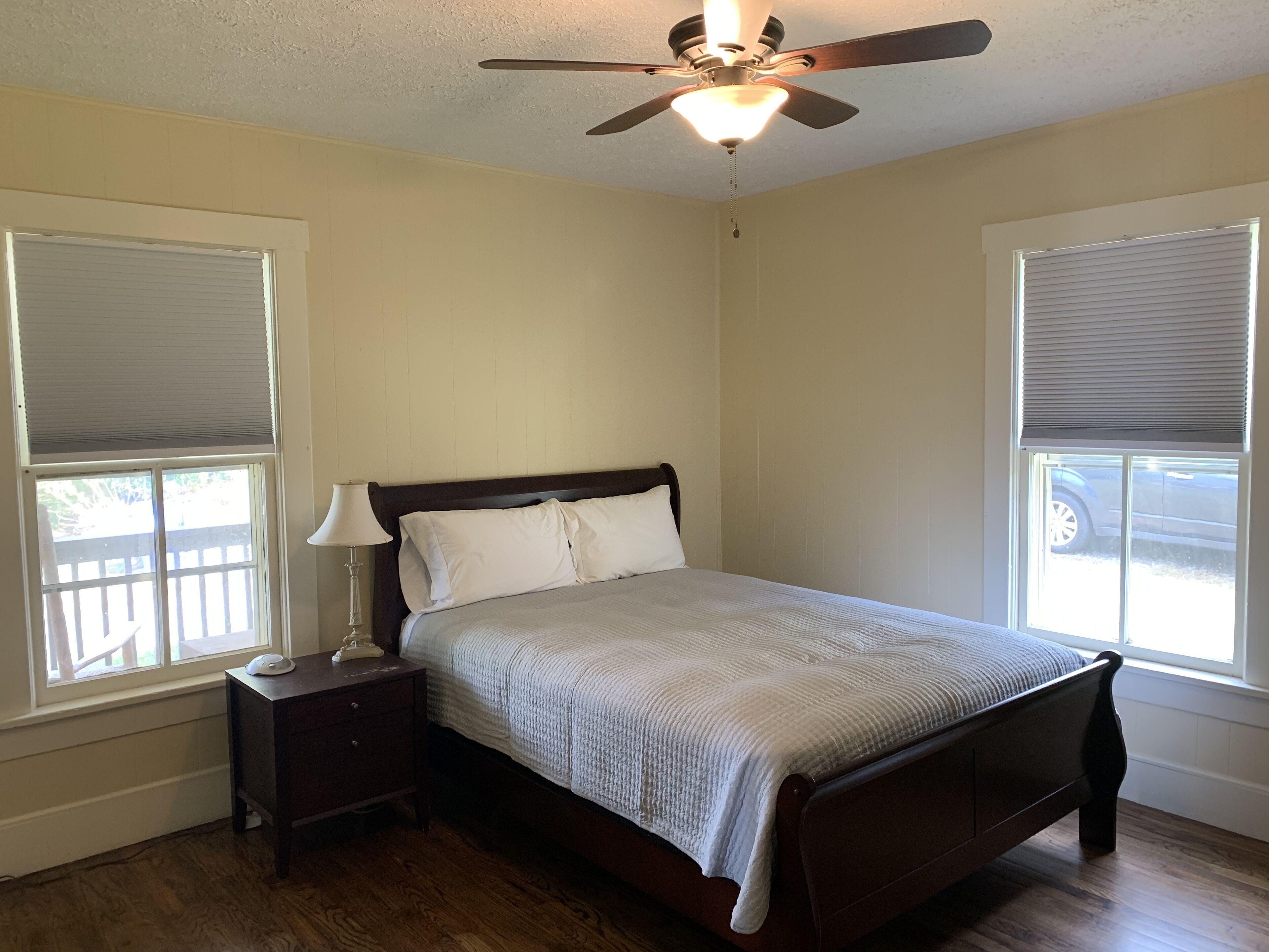 Bungalow in Downtown Asheville with Great Views of Downtown and Killer Sunsets