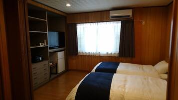 1 bedroom, WiFi (free), bed sheets