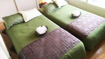 2 室のベッドルーム、デスク、アイロン / アイロン台、WiFi (無料)