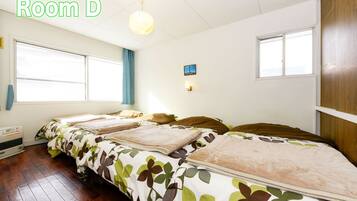 4 bedrooms, desk, iron/ironing board, WiFi (free)