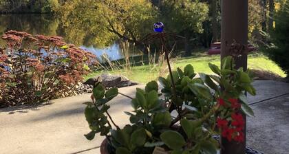 Rock River Haven - charming, spacious, peaceful