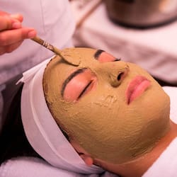 Hot tub, steam room, hot springs/mineral springs, body treatments