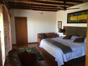 Cabaña familiar | 3 dormitorios, ropa de cama, accesible en silla de ruedas