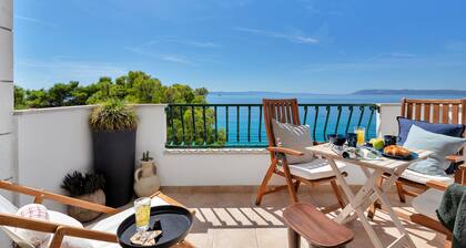 Beach Apartment with  beautiful sea view