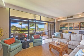 TV, DVD player, stereo - This Relaxing Golf Course Home is Calling You! (Lahaina)
