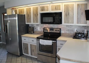 House, Multiple Beds, Private Pool, River View | Private kitchen | Fridge, microwave, stovetop, dishwasher