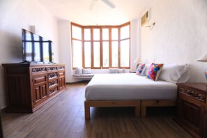 2 bedrooms, in-room safe, iron/ironing board, WiFi