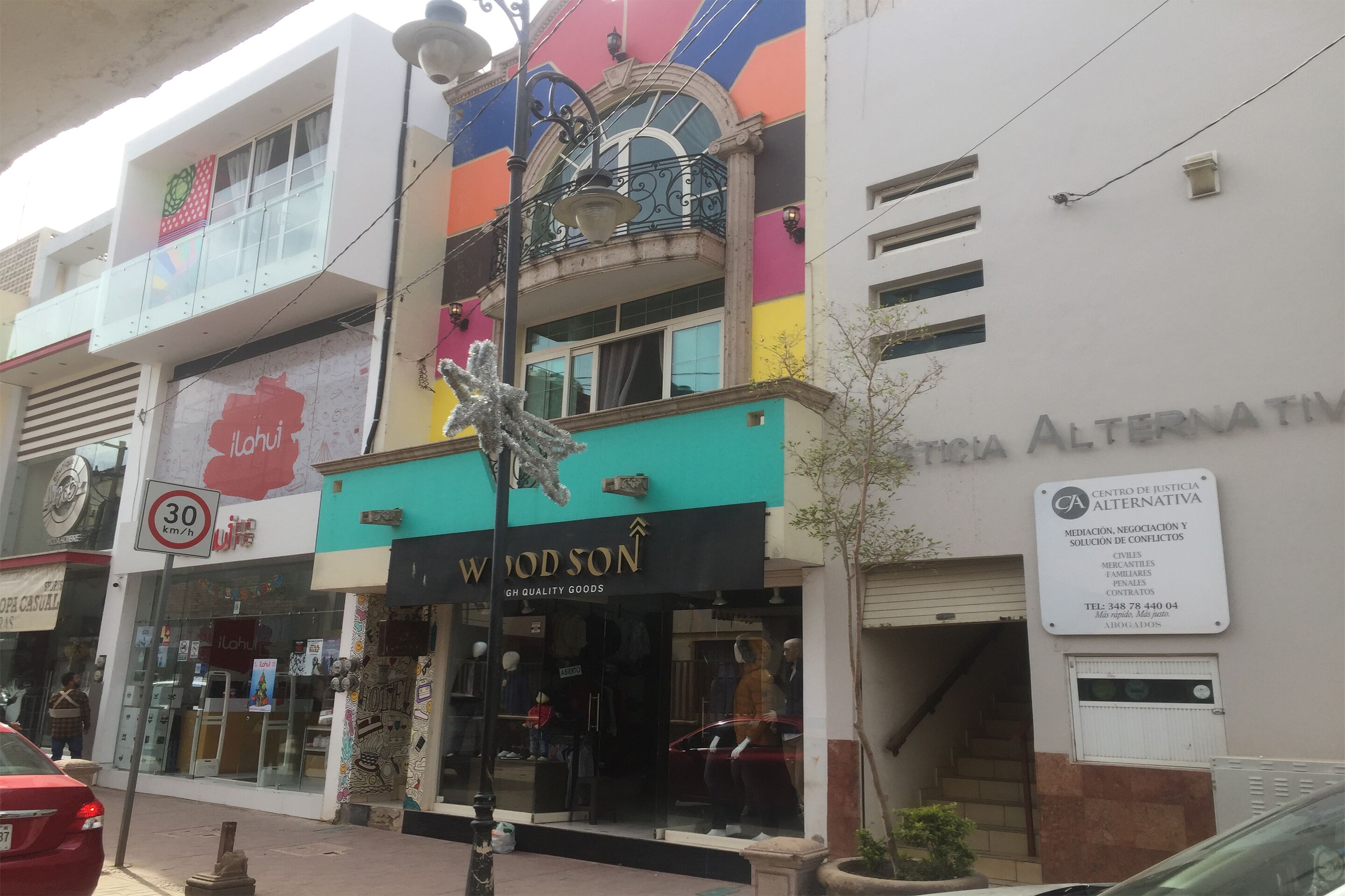 Fachada de la propiedad