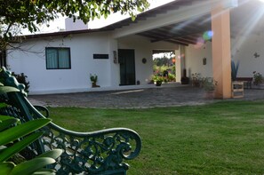 Garden - Rancho El Caballero Hotel (Amanalco de Becerra)