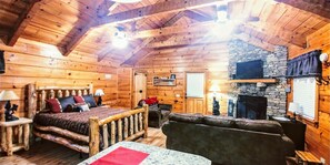 Interior - Newly updated cabin, 10 min to pkwy in Pigeon Forge. Screen porch, hot tub,WiFi. (Sevierville)