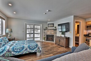 2 soverom, strykejern/-brett, reiseseng for barn og wi-fi (inkludert)